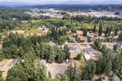 15433 SE 275th Street Kent WA 98042
