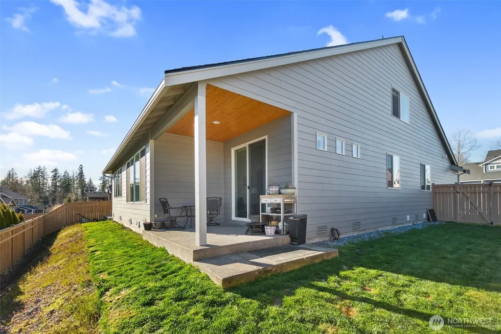 22808 72nd Street E Buckley WA 98321