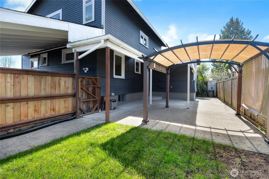 864 S Fife Street Tacoma WA 98405