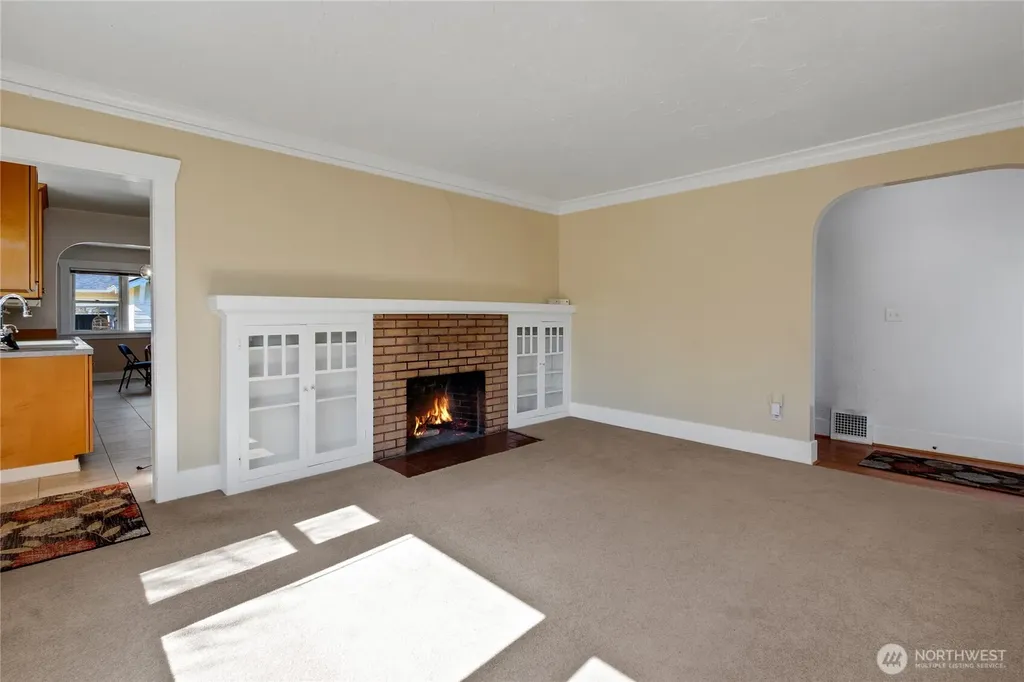 864 S Fife Street Tacoma WA 98405
