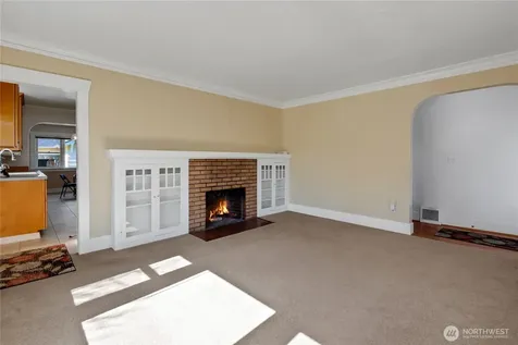 864 S Fife Street Tacoma WA 98405