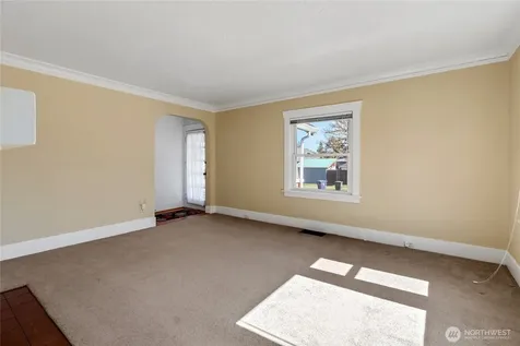 864 S Fife Street Tacoma WA 98405