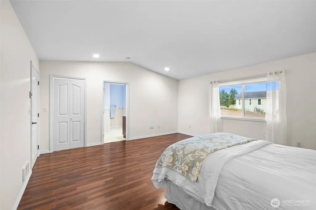 382 Discovery View Drive Sequim WA 98382