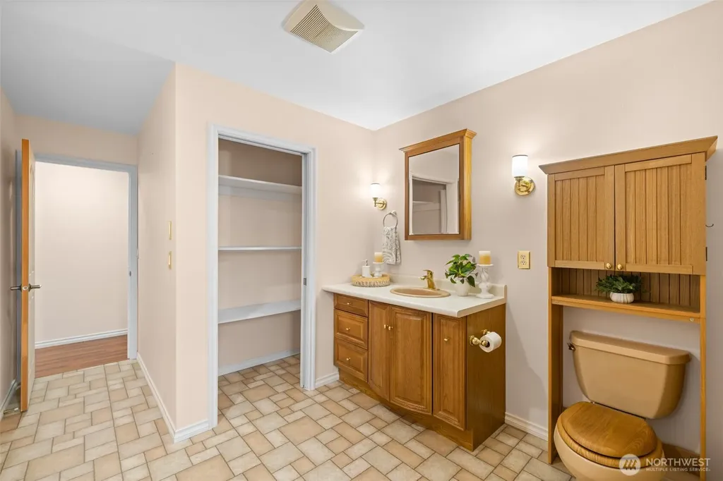 382 Discovery View Drive Sequim WA 98382