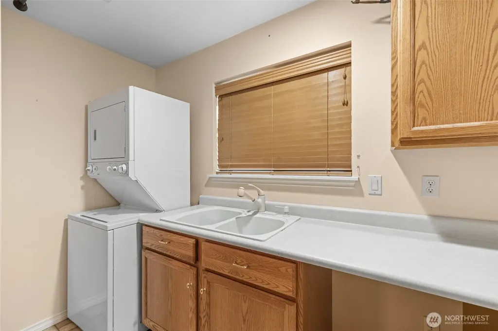 382 Discovery View Drive Sequim WA 98382