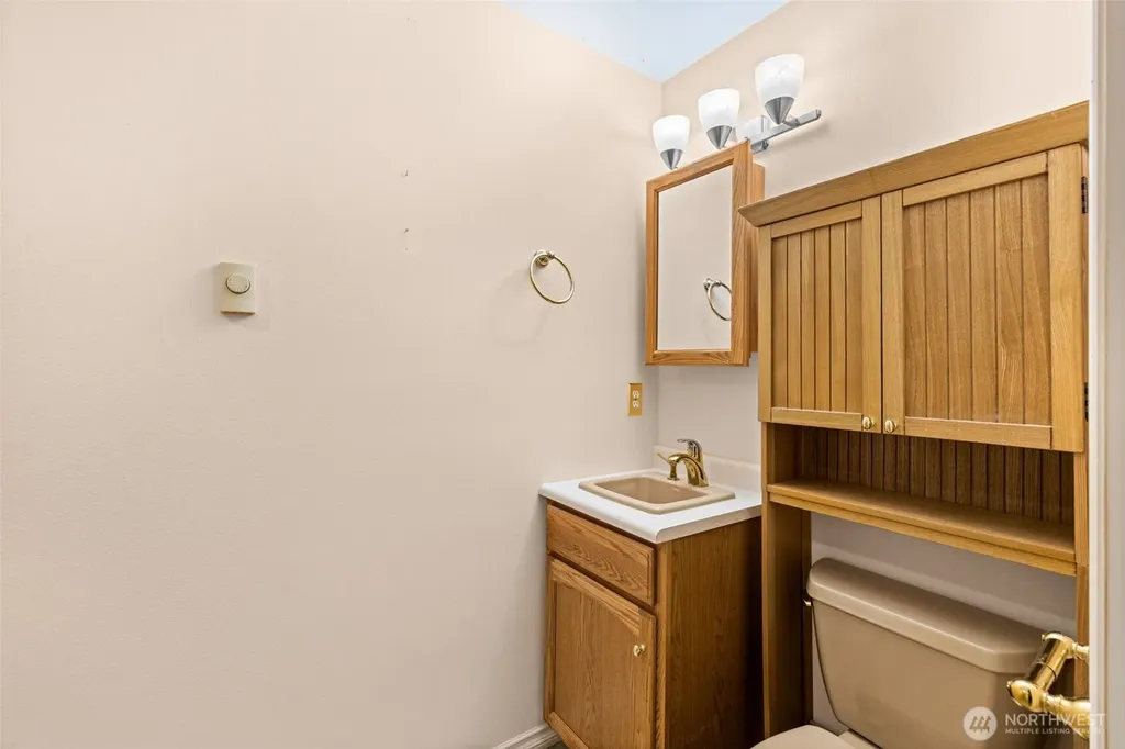 382 Discovery View Drive Sequim WA 98382