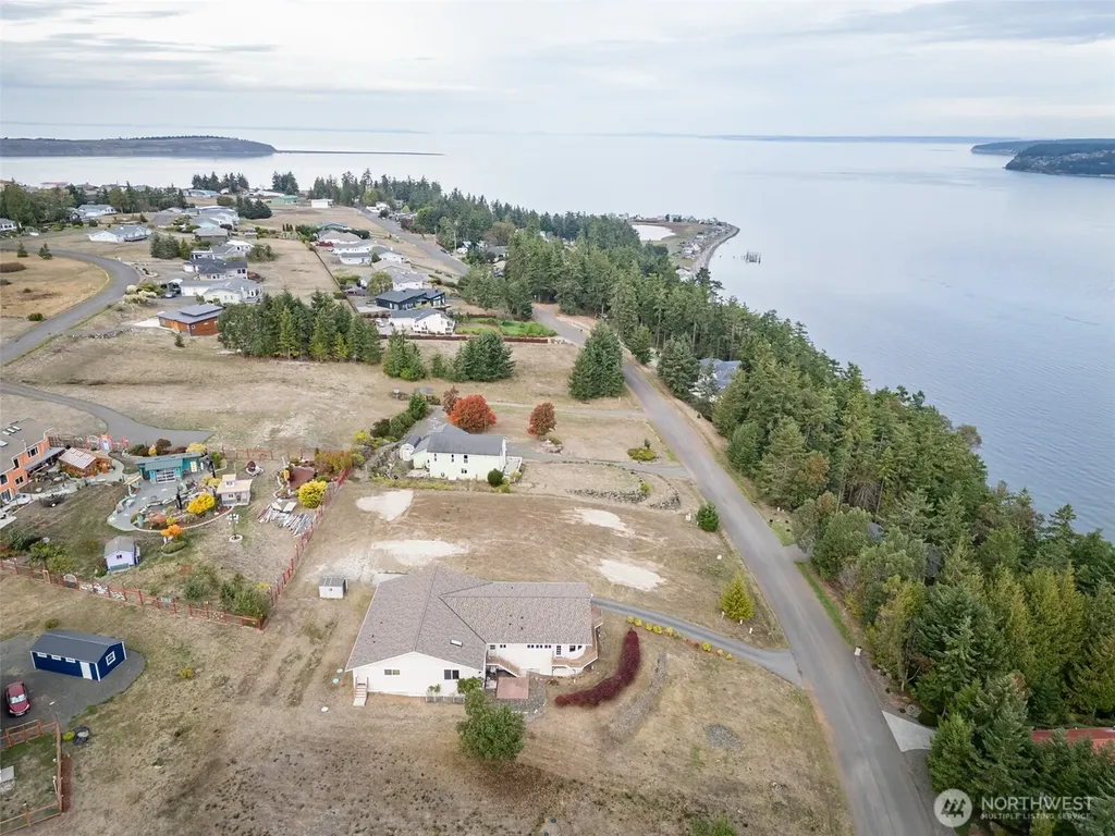382 Discovery View Drive Sequim WA 98382