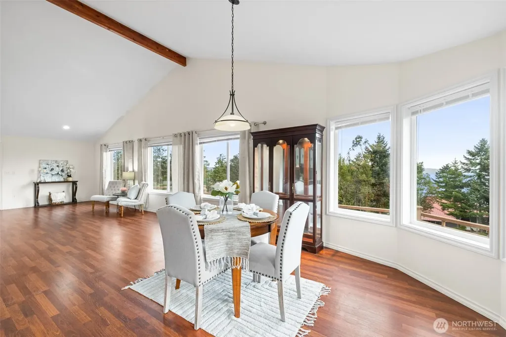 382 Discovery View Drive Sequim WA 98382