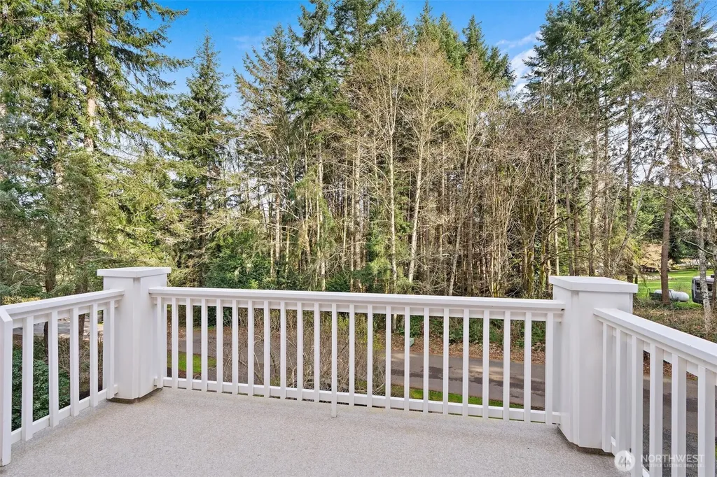24801 Hillbend Lane NE Kingston WA 98346