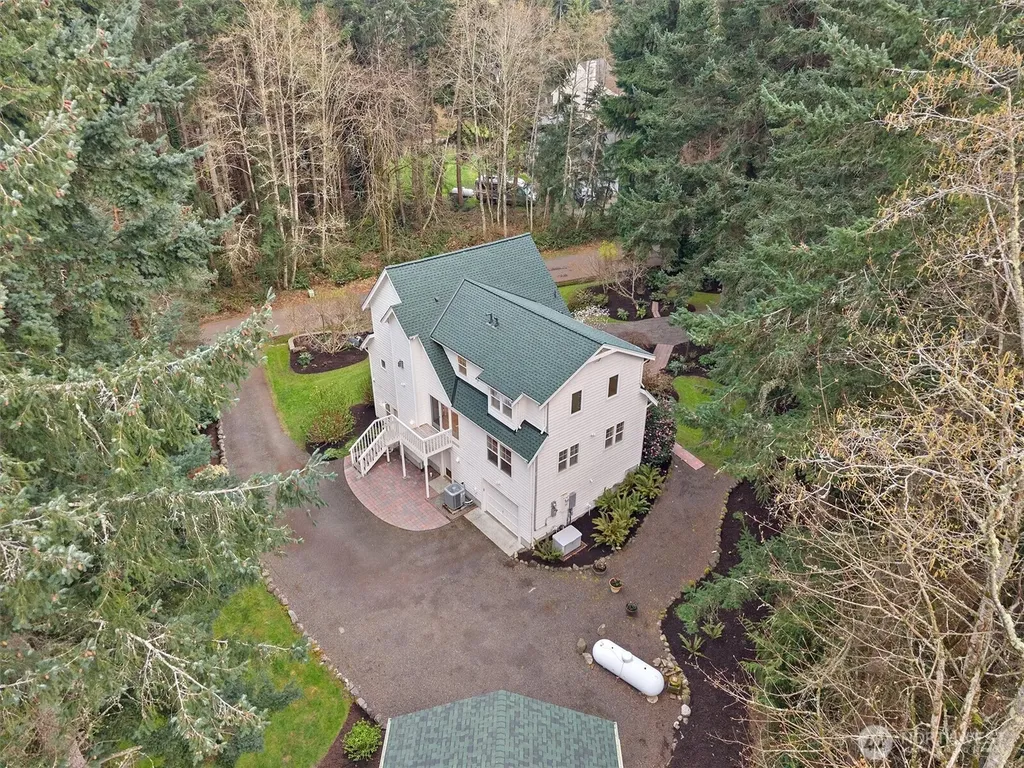 24801 Hillbend Lane NE Kingston WA 98346