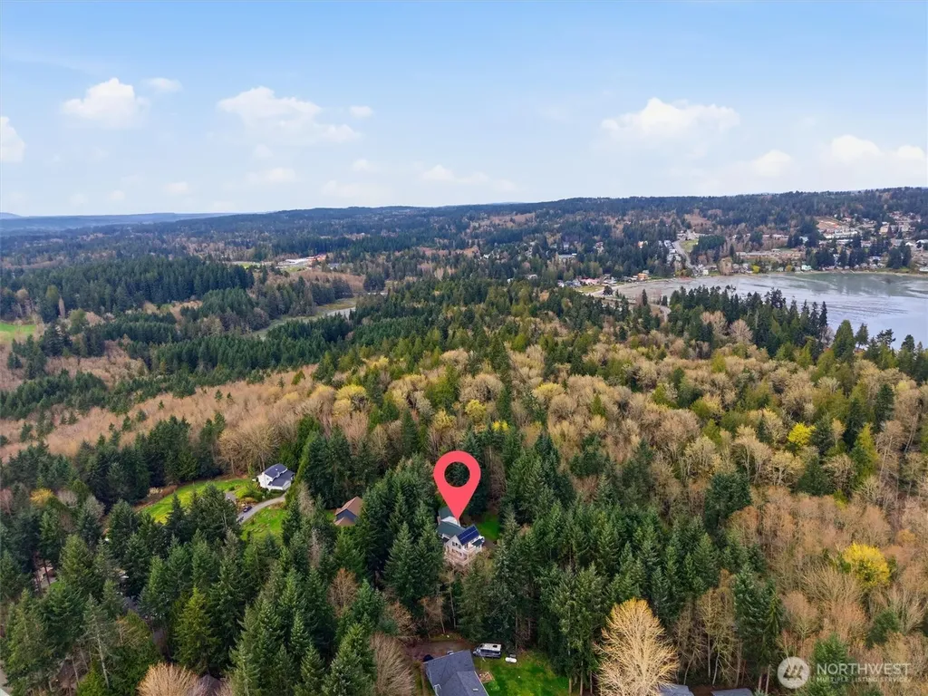 24801 Hillbend Lane NE Kingston WA 98346