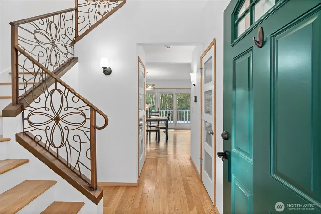 24801 Hillbend Lane NE Kingston WA 98346