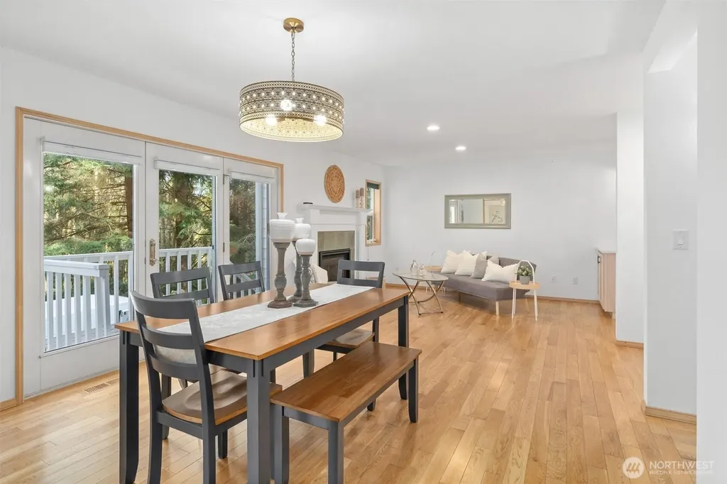 24801 Hillbend Lane NE Kingston WA 98346