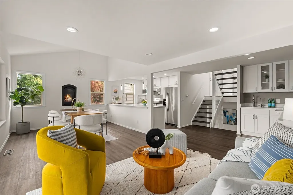 216 167th Place NE Bellevue WA 98008