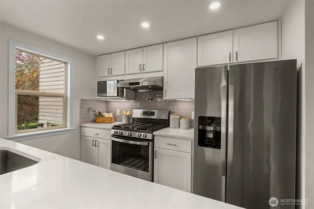 216 167th Place NE Bellevue WA 98008
