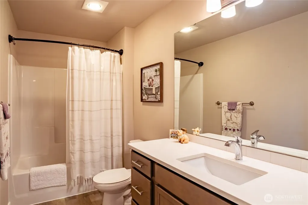 103 N Trail Road Sedro Woolley WA 98284