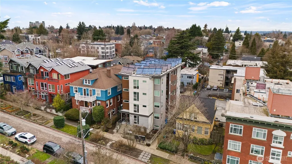1814 E John Street Seattle WA 98112