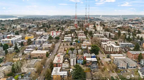 1814 E John Street Seattle WA 98112