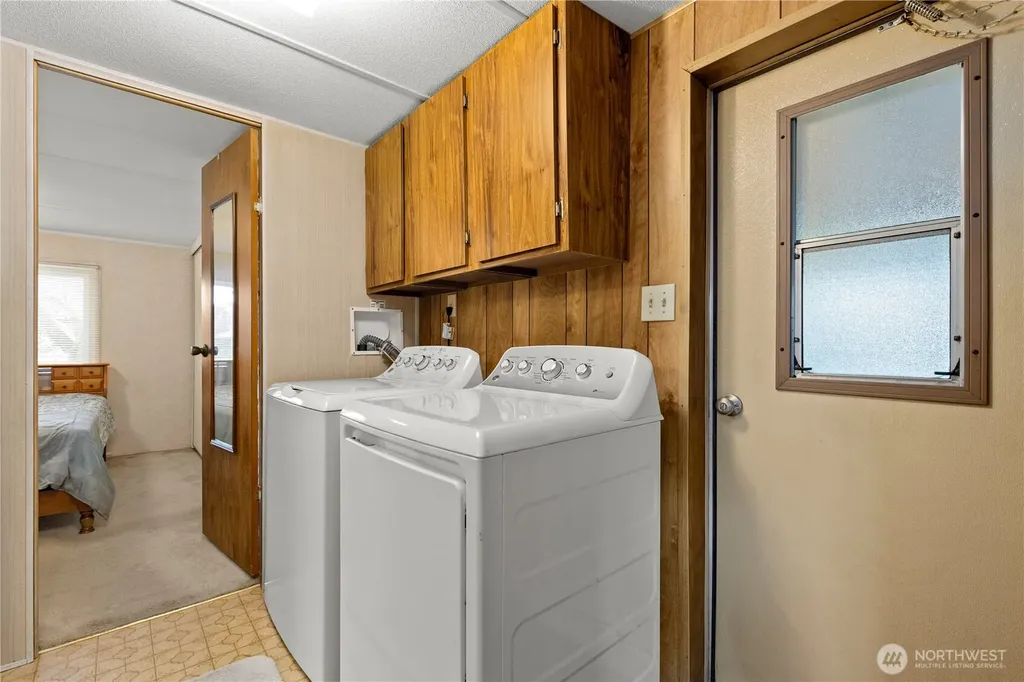 725 37th Street SE Auburn WA 98002