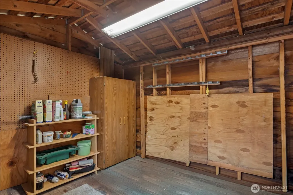 725 37th Street SE Auburn WA 98002