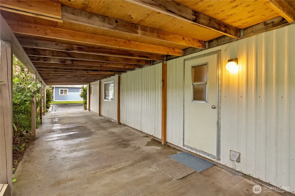 725 37th Street SE Auburn WA 98002