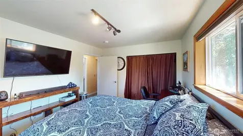 79 Duck Lake Road Omak WA 98841