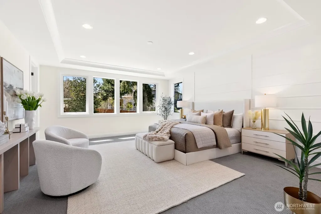 15045 SE 45th Place Bellevue WA 98006