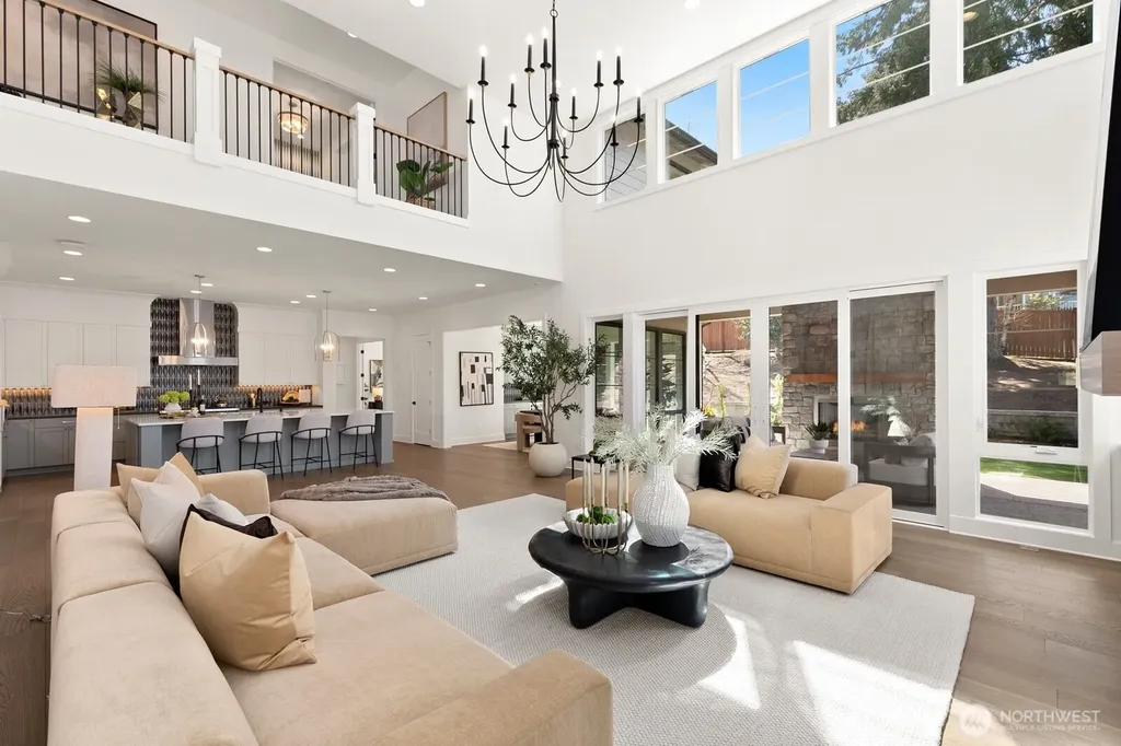 15045 SE 45th Place Bellevue WA 98006