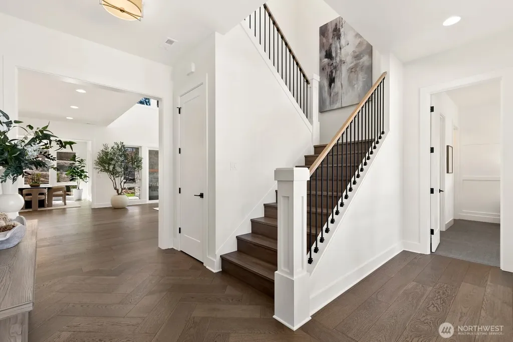 15045 SE 45th Place Bellevue WA 98006