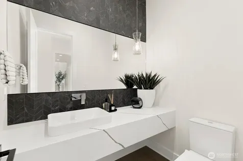 15045 SE 45th Place Bellevue WA 98006