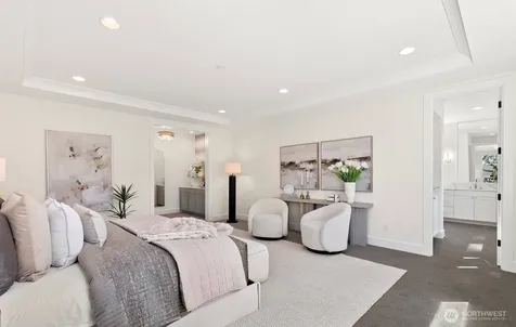 15045 SE 45th Place Bellevue WA 98006