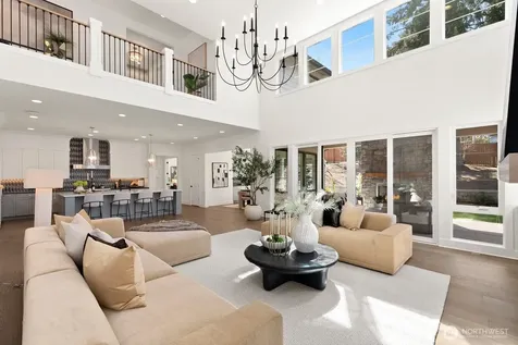 15045 SE 45th Place Bellevue WA 98006