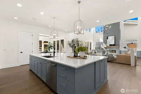 15045 SE 45th Place Bellevue WA 98006