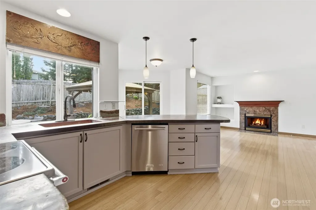 5157 NW Mystic Court Silverdale WA 98383