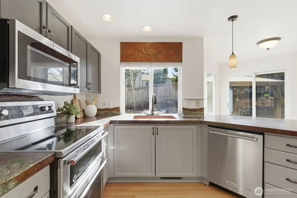 5157 NW Mystic Court Silverdale WA 98383