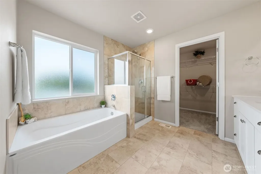 4207 Nettle Dr SE Port Orchard WA 98366