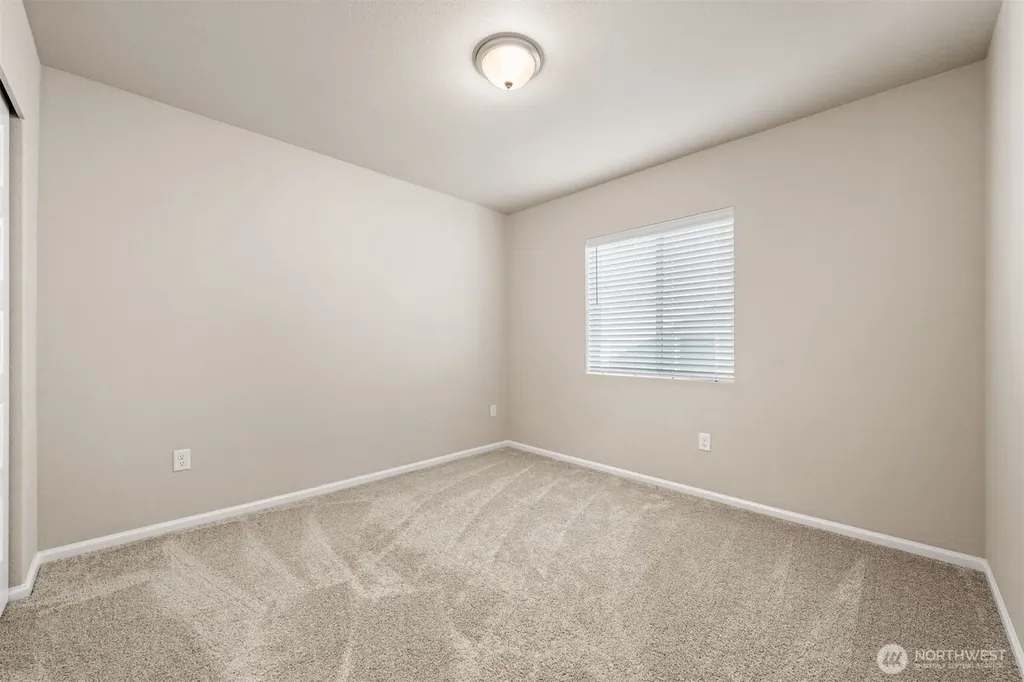 4207 Nettle Dr SE Port Orchard WA 98366