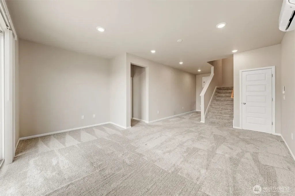 4207 Nettle Dr SE Port Orchard WA 98366