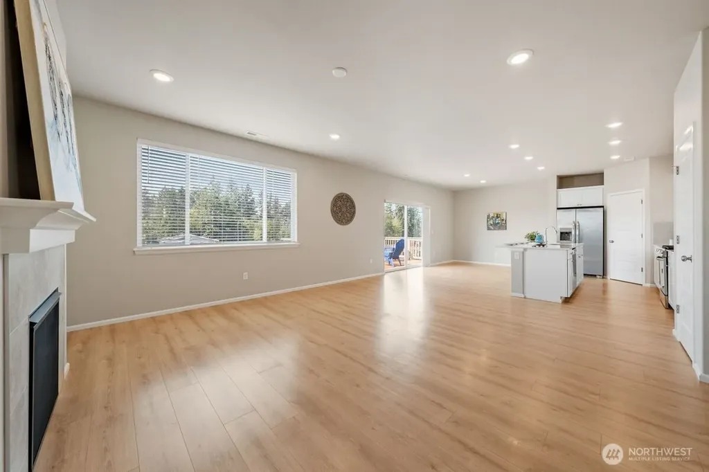 4207 Nettle Dr SE Port Orchard WA 98366