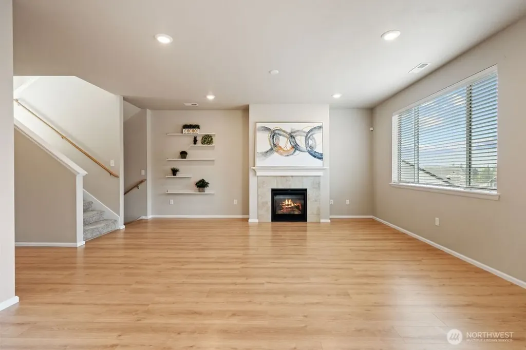 4207 Nettle Dr SE Port Orchard WA 98366
