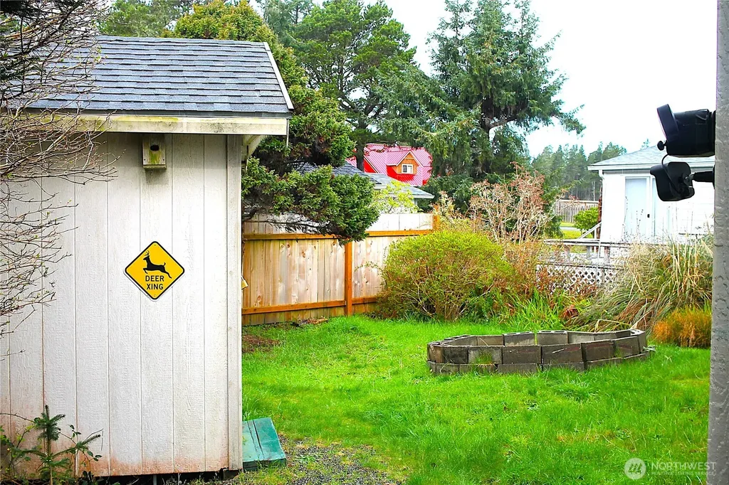 521 N Hoquiam Street Westport WA 98595