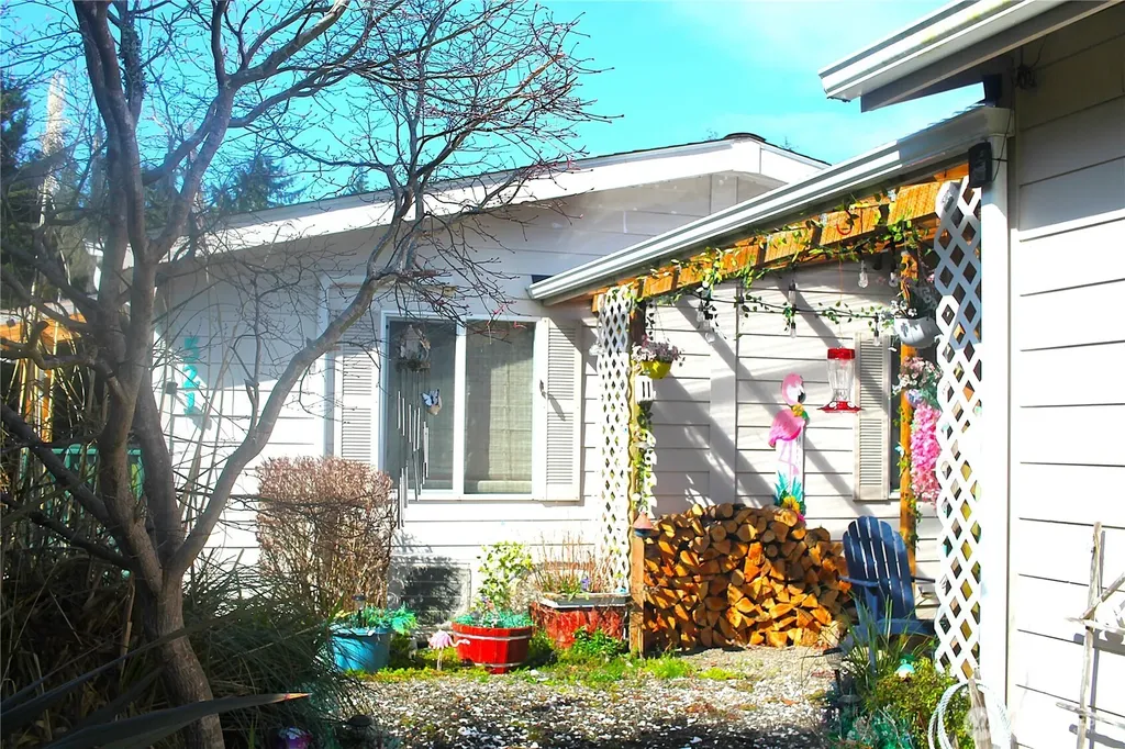 521 N Hoquiam Street Westport WA 98595