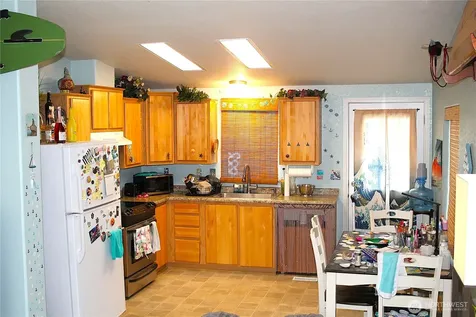 521 N Hoquiam Street Westport WA 98595