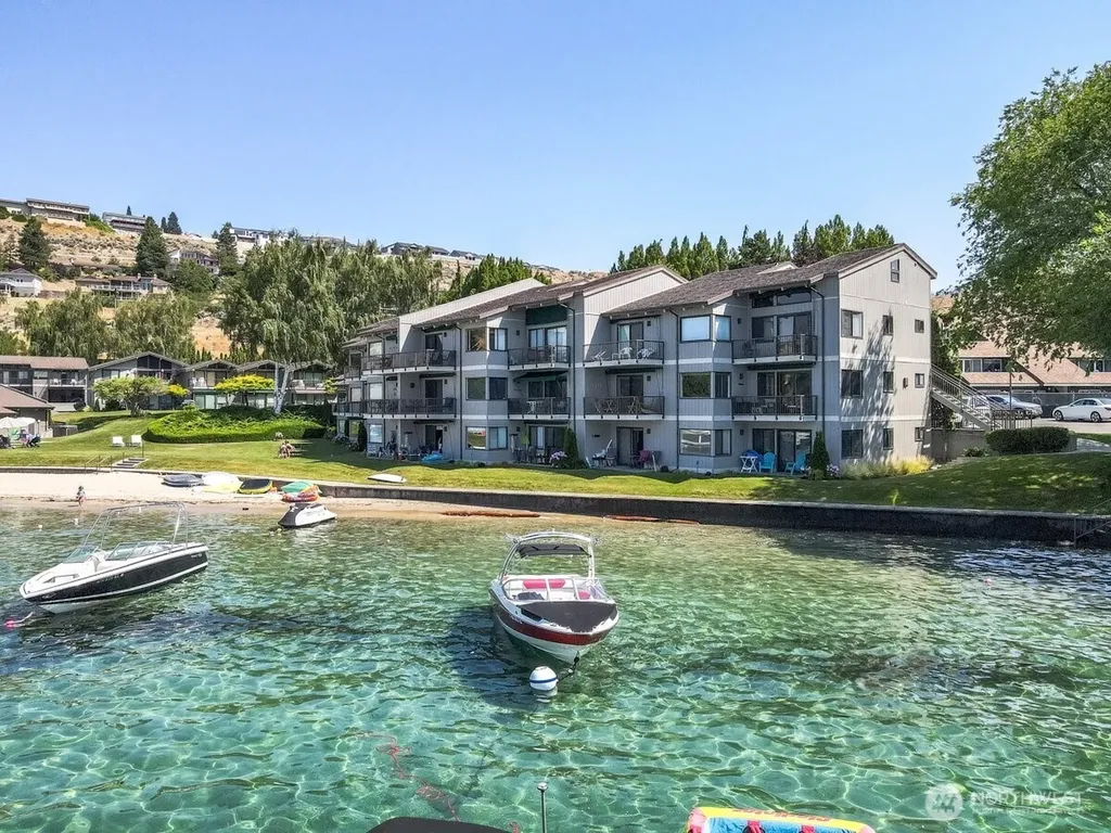 104 Spader Bay Road Chelan WA 98816