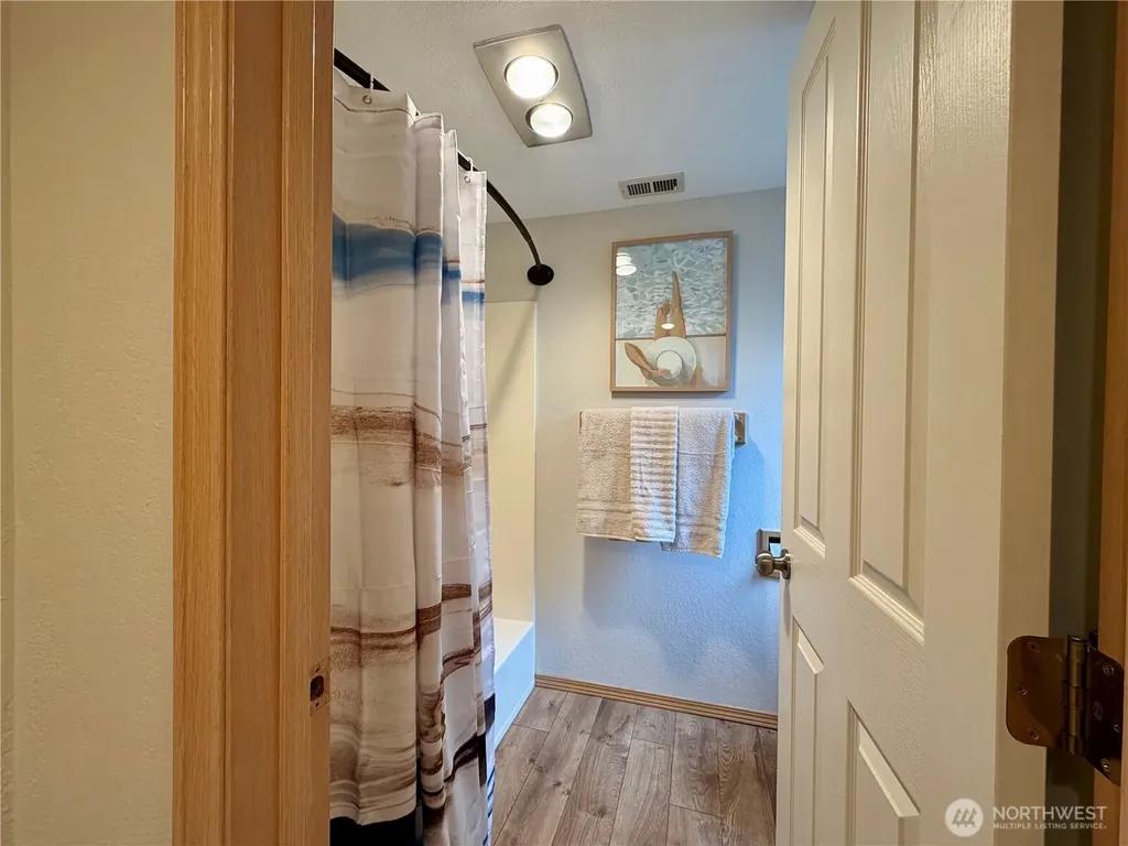 104 Spader Bay Road Chelan WA 98816