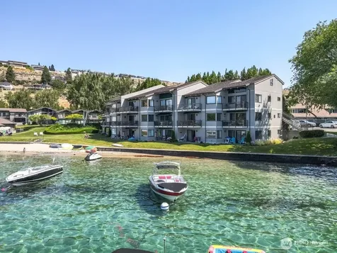 104 Spader Bay Road Chelan WA 98816