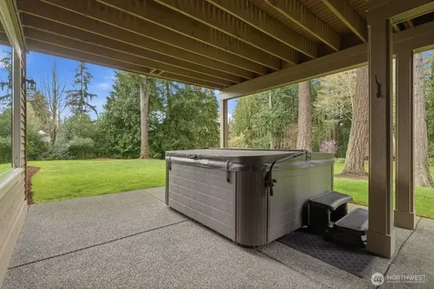 15923 163rd Avenue NE Woodinville WA 98072