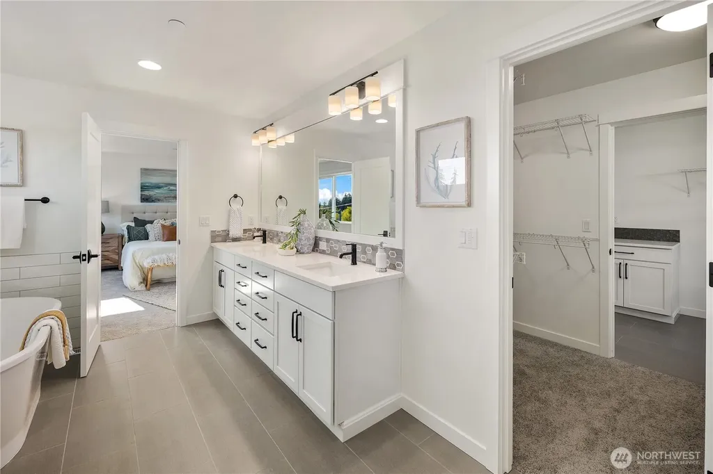 817 211th Place SE Bothell WA 98021