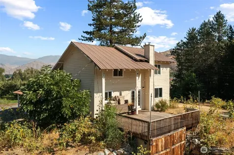 5177 Woodring Canyon Road Cashmere WA 98815