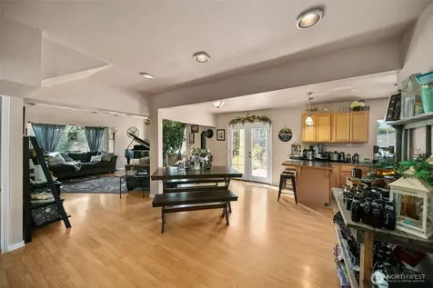 5177 Woodring Canyon Road Cashmere WA 98815
